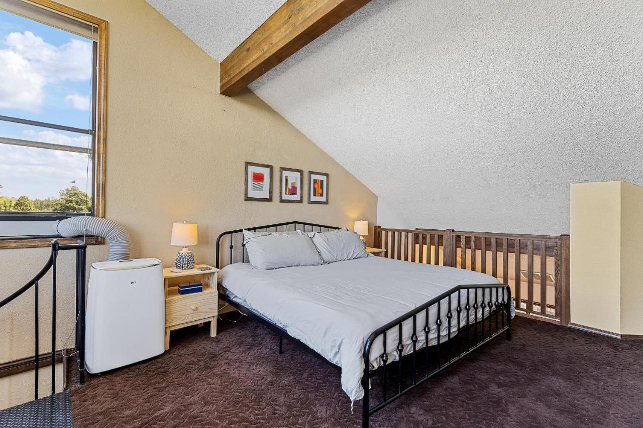 Delightful 1 Bdrm Country Club Retreat With Mt Elden Views! Villa แฟลกสตาฟ ภายนอก รูปภาพ